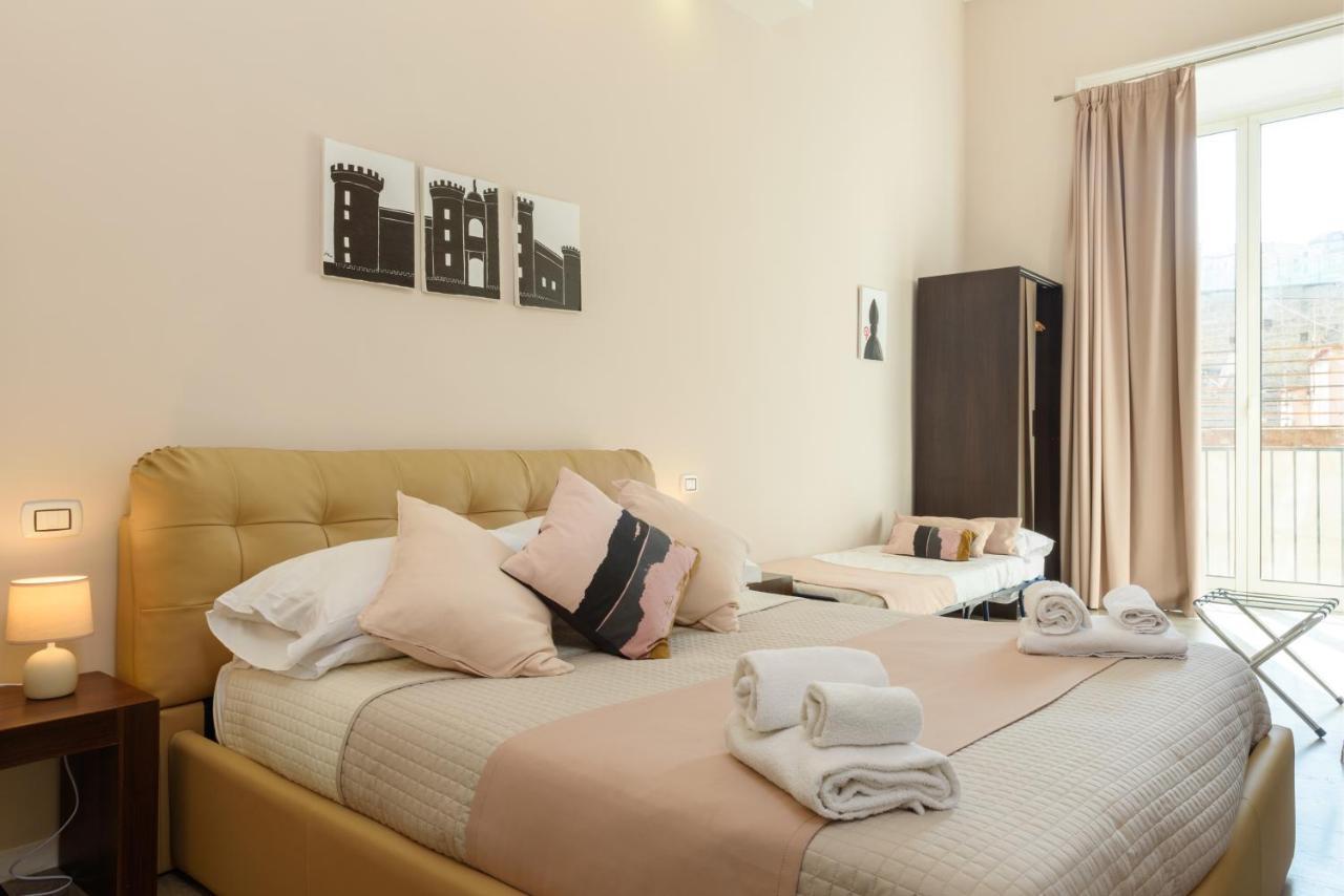 Domus Angioina Bed & Breakfast Naples Exterior photo